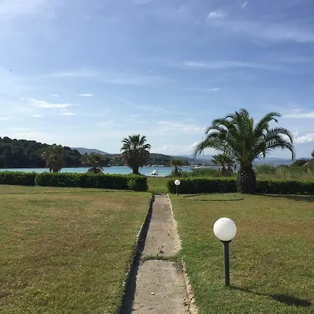 Lantställe Beach House